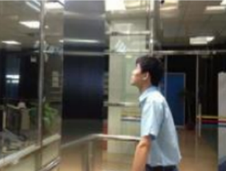 出侧产品垂直检查